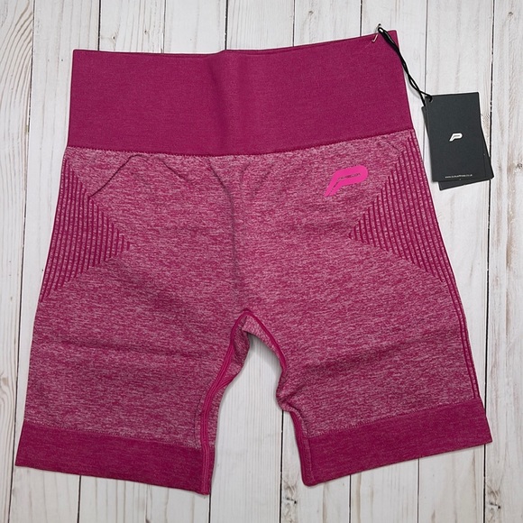 NWT. Pursue Fitness ADAPT seamless shorts.  Size MEDIUM.  Color:  Power Pink. - Picture 1 of 12